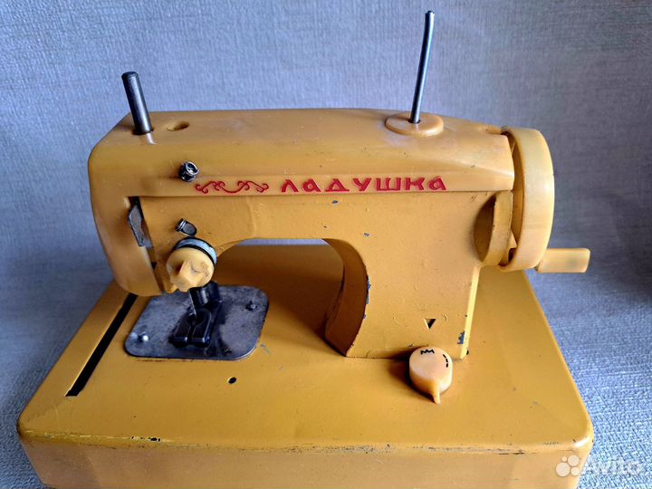 Машинки швейные для декора
