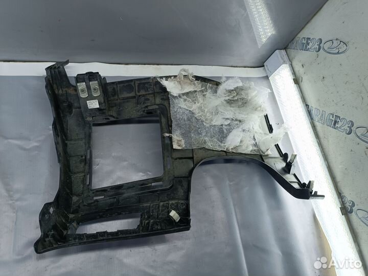 Накладка рулевой колонки Hyundai Solaris