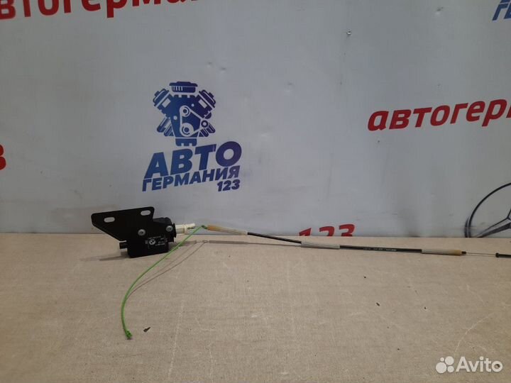 Активатор лючка бензобака Bmw 630 E63 N52B30A 2007