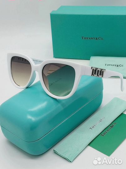 Солнцезащитные очки Tiffany