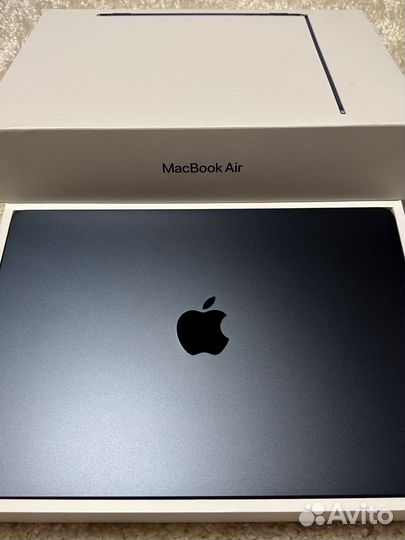Apple macbook air 13 2022 m2 16 256 (2 цикла)