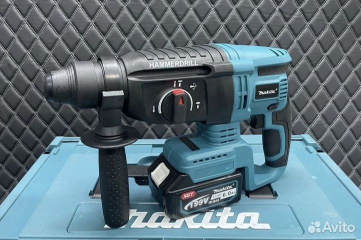 Аккумуляторный набор инструментов 4 в 1 Makita