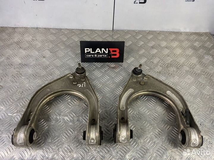 Рычаг подвески верхний передний правый