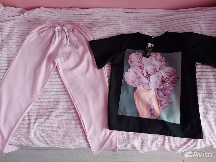 Летний женский костюм 44 новый