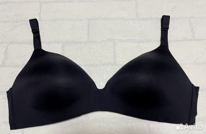 Бюстгальтеры Uniqlo