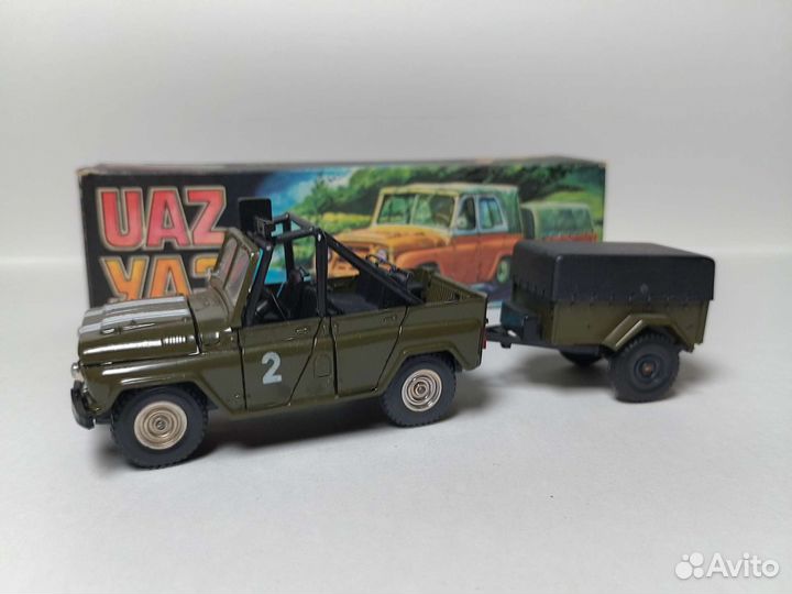 УАЗ 469 с прицепом А34 СССР 1:43
