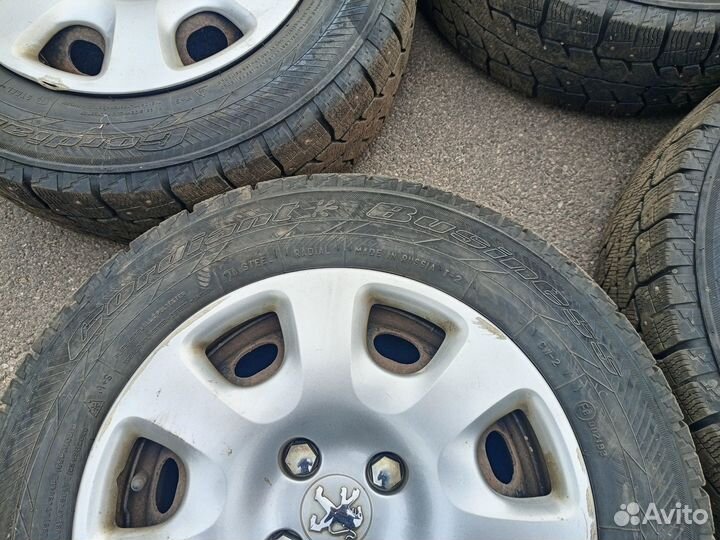 Комплект зимних колес r15 Peugeot Partner