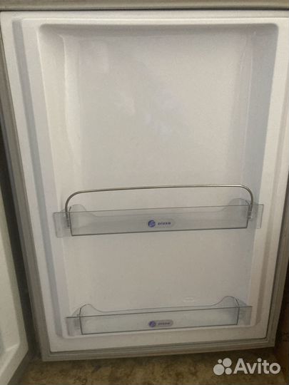 Холодильник whirlpool