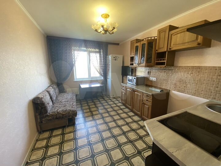 2-к. квартира, 58 м², 9/10 эт.