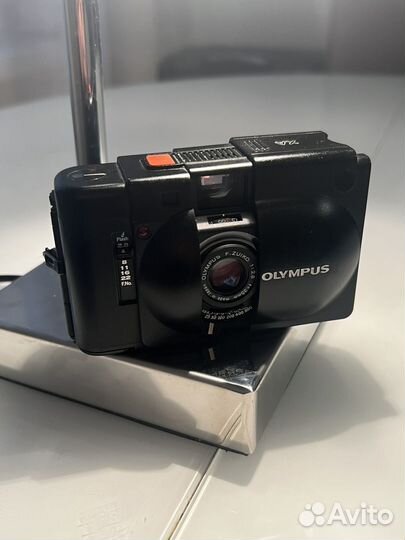 Плёночный фотоаппарат Olympus XA