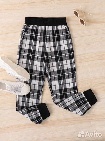 Брюки клетчатые 158 см