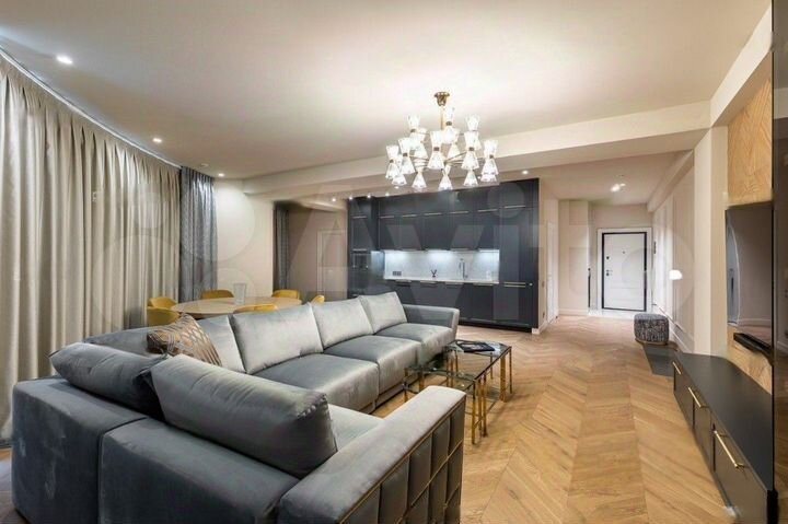 2-к. квартира, 52 м², 9/12 эт.