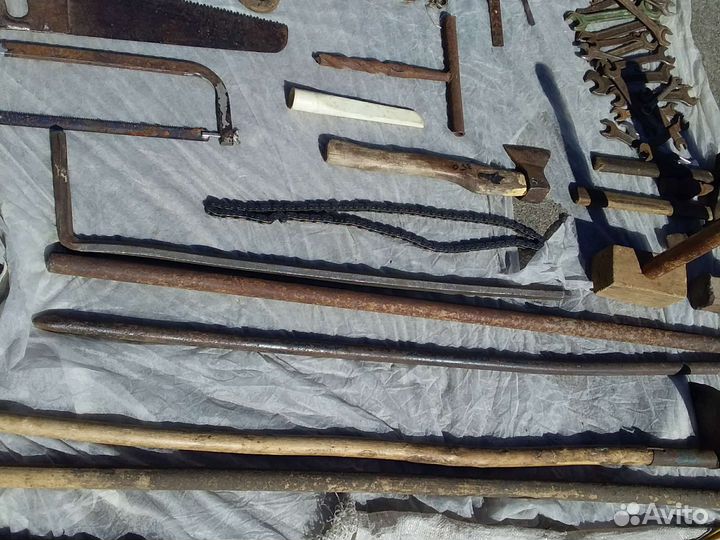 Тиски,Лопата, мотыга СССР. Молоток и др