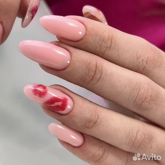 Маникюр педикюр