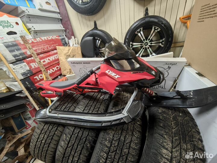 Детский снегокат бу