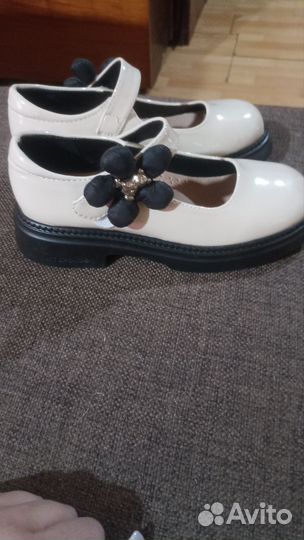 Туфли и босоножки для девочки