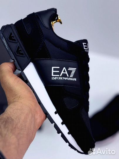 Кроссовки Armani
