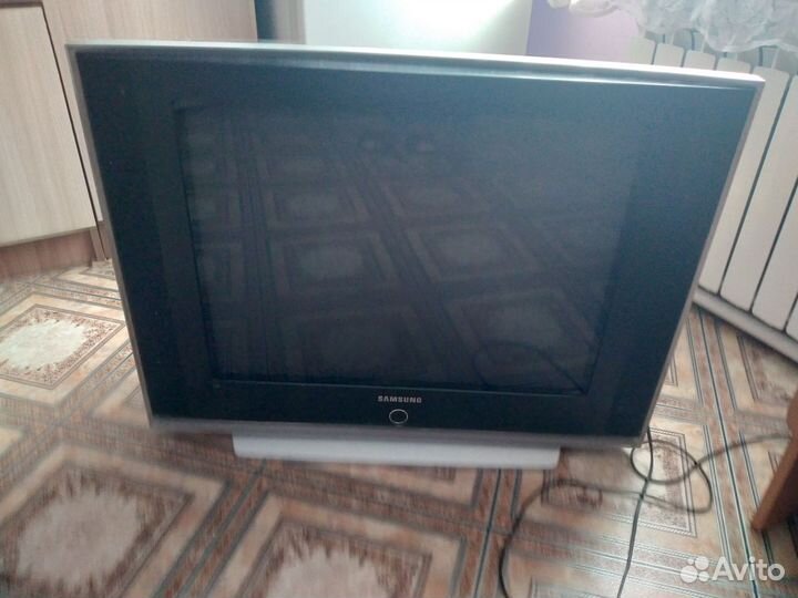 Телевизор samsung
