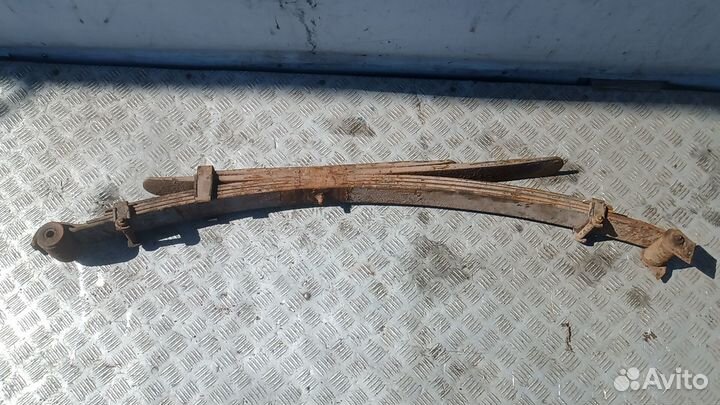 Рессора задняя mitsubishi L200 K4T 2006