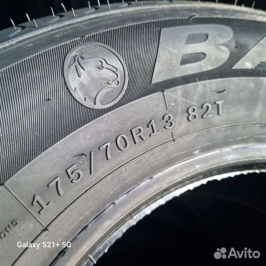 Bars UZ200 175/70 R13 82T