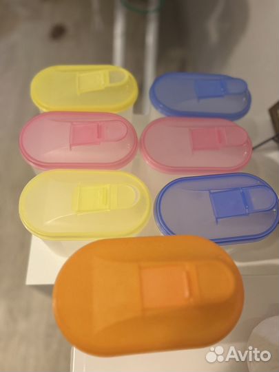 Контейнеры для сыпучих продуктов