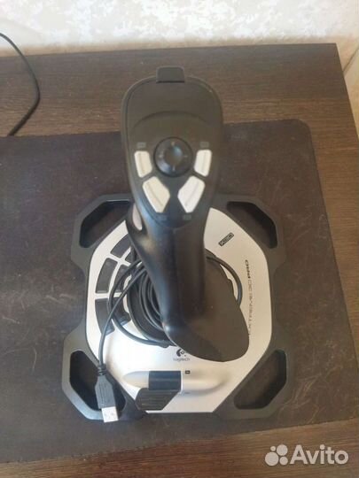 Джойстик Logitech extreme 3D pro
