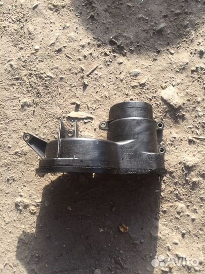 Маслоотражатель на мотор 3.0 BBJ