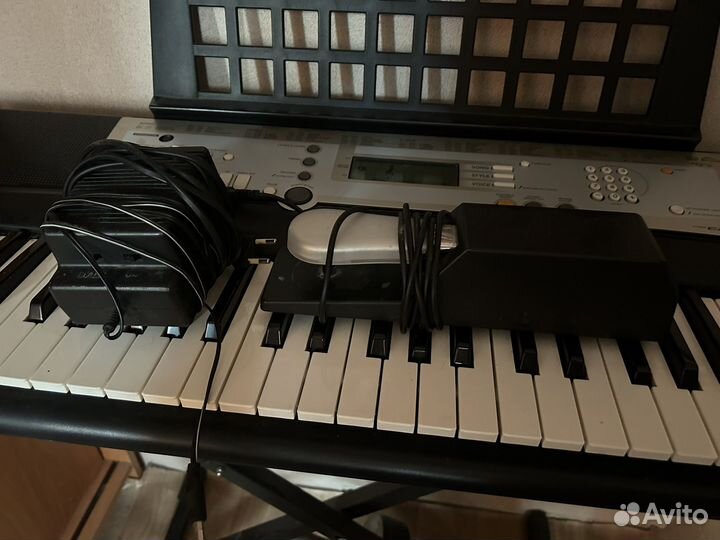 Синтезатор yamaha psr e203
