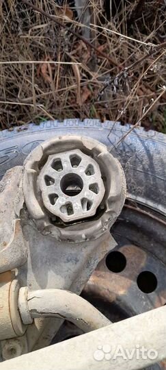 Балка на ауди а8д2