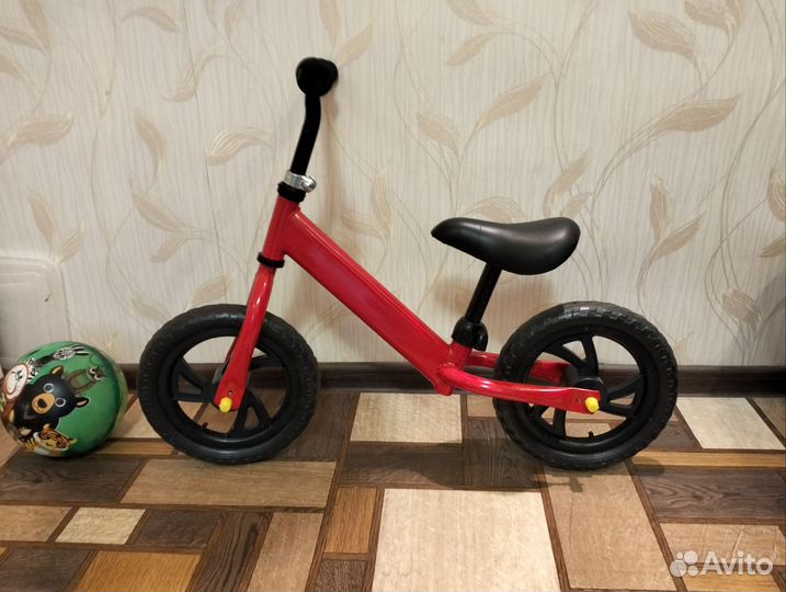 Беговел для малышей