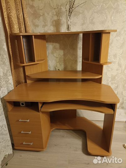 Компьютерный стол бу