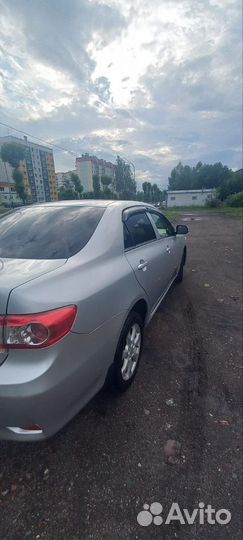 Toyota Corolla 1.6 МТ, 2012, битый, 330 000 км