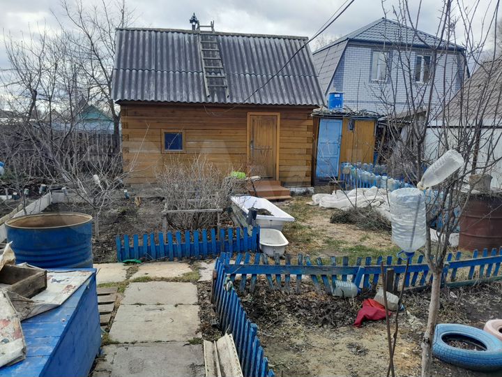 Дача 45 м² на участке 6,54 га