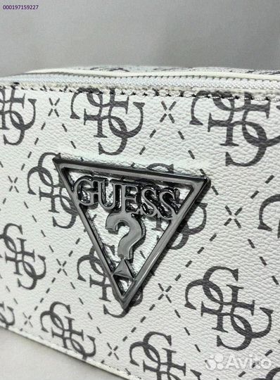 Женская сумка Guess: ловите восхищенные взгляды