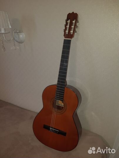 Классическая гитара с подключением