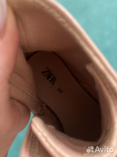 Ботинки Zara для девочки 24