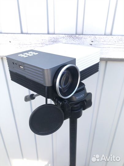 Проектор Unic GM50