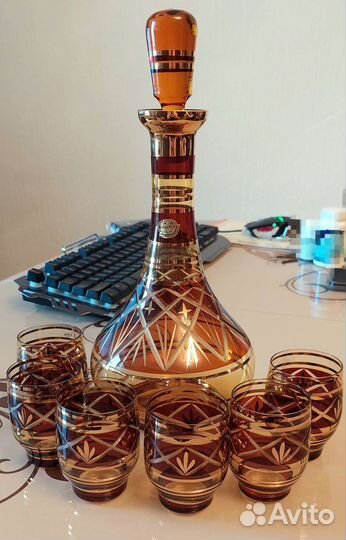 Штоф с 6 стопками Bohemia, чсср, резьба, позолота