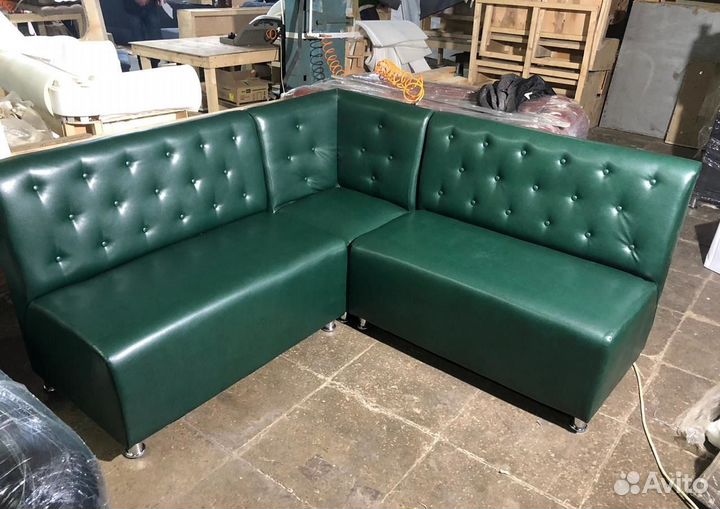 Диван для дома, кафе и офиса