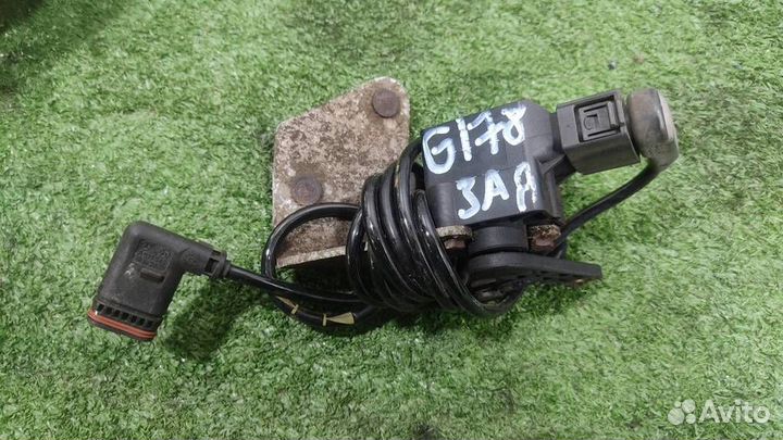 Датчик положения кузова Mercedes Benz E-class W21