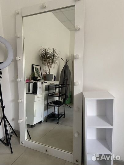 Зеркало большое с подсветкой