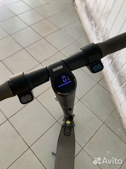 Электросамокат ninebot