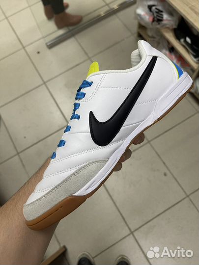 Футзалки nike tiempo