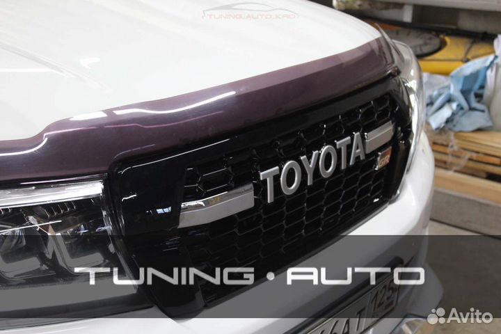 Решетка радиатора Toyota Land Cruiser 200 GR I9516