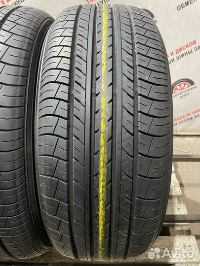 Yokohama dB Decibel E70 215/55 R17 94V