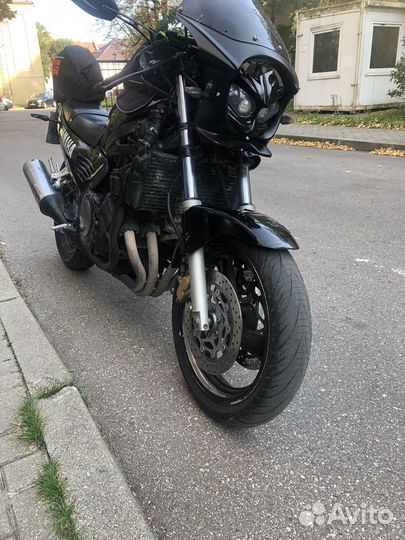 Yamaha fz 750