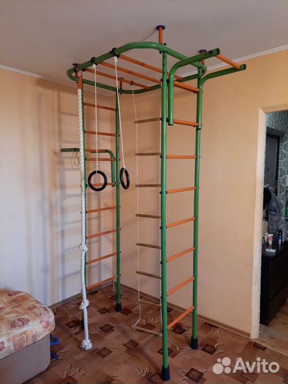 Шведская стенка. Детский спортивный комплекс