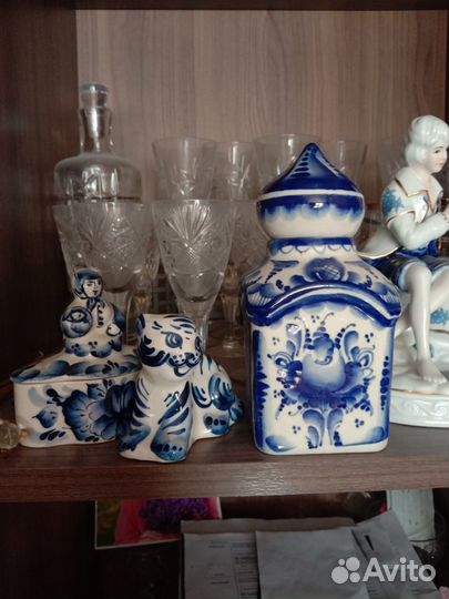 Посуда гжель