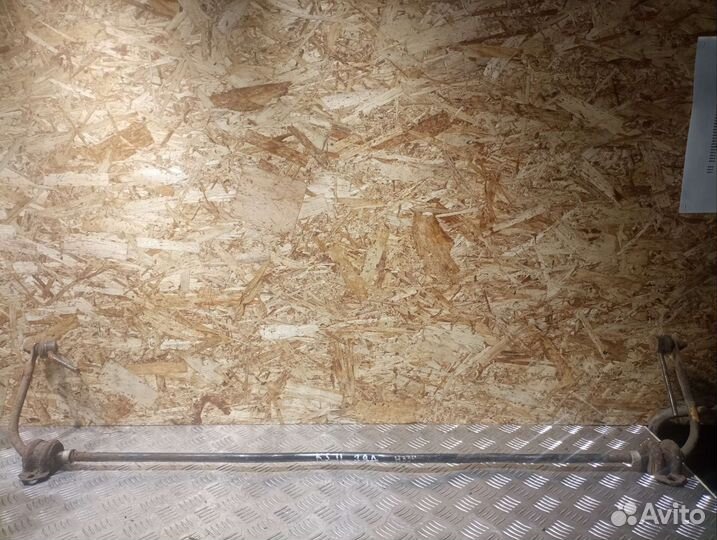 Стабилизатор задний Kia Sportage II G4GC 2.0