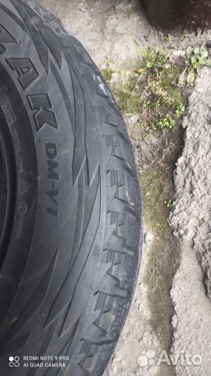 Bridgestone Blizzak DM-V1 285/60 R18